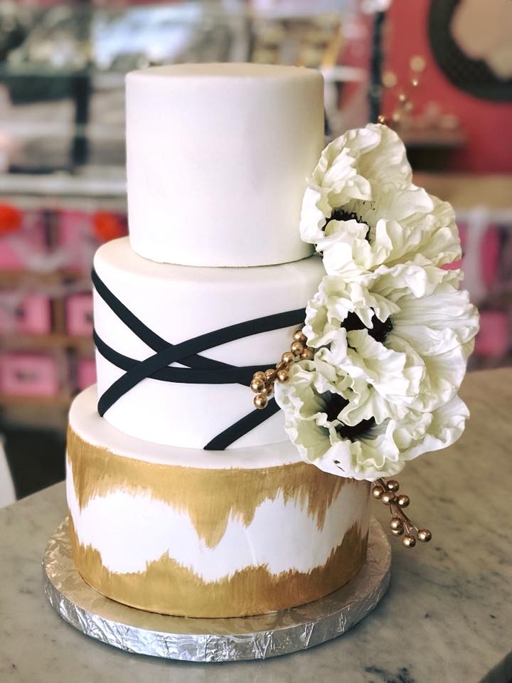 Custom cake by Hula Honey Bakery